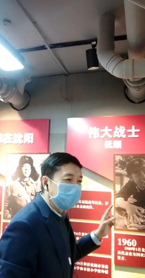 聚是一团火 散是满天星—儿童世界卖区党支部开展学习雷锋视频课